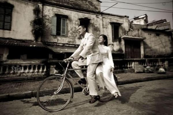 Con gái Hà Nội lạ lắm!