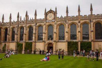 Những khác biệt giữa nền giáo dục phương Tây và Việt Nam