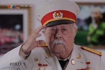 Anh hùng LLVTND Kostas Sarantidis - Nguyễn Văn Lập